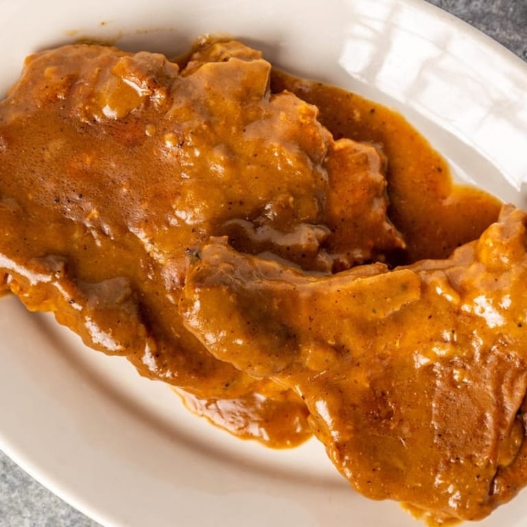 Finger-Lickin' Fried Chicken Wings